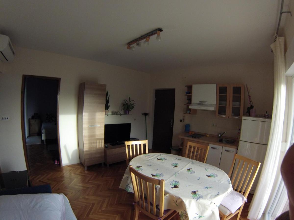 Omis Apartmani Mouse 外观 照片